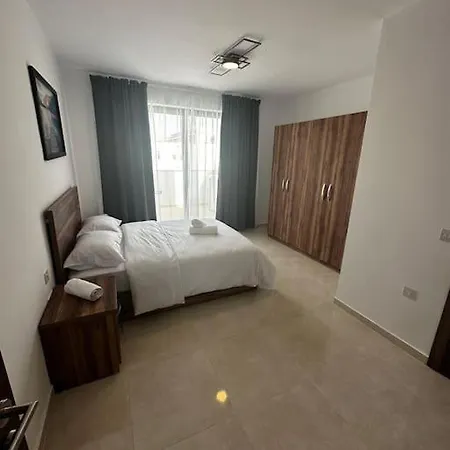 Duplex Penthouse In Sleeps 6 Gzira